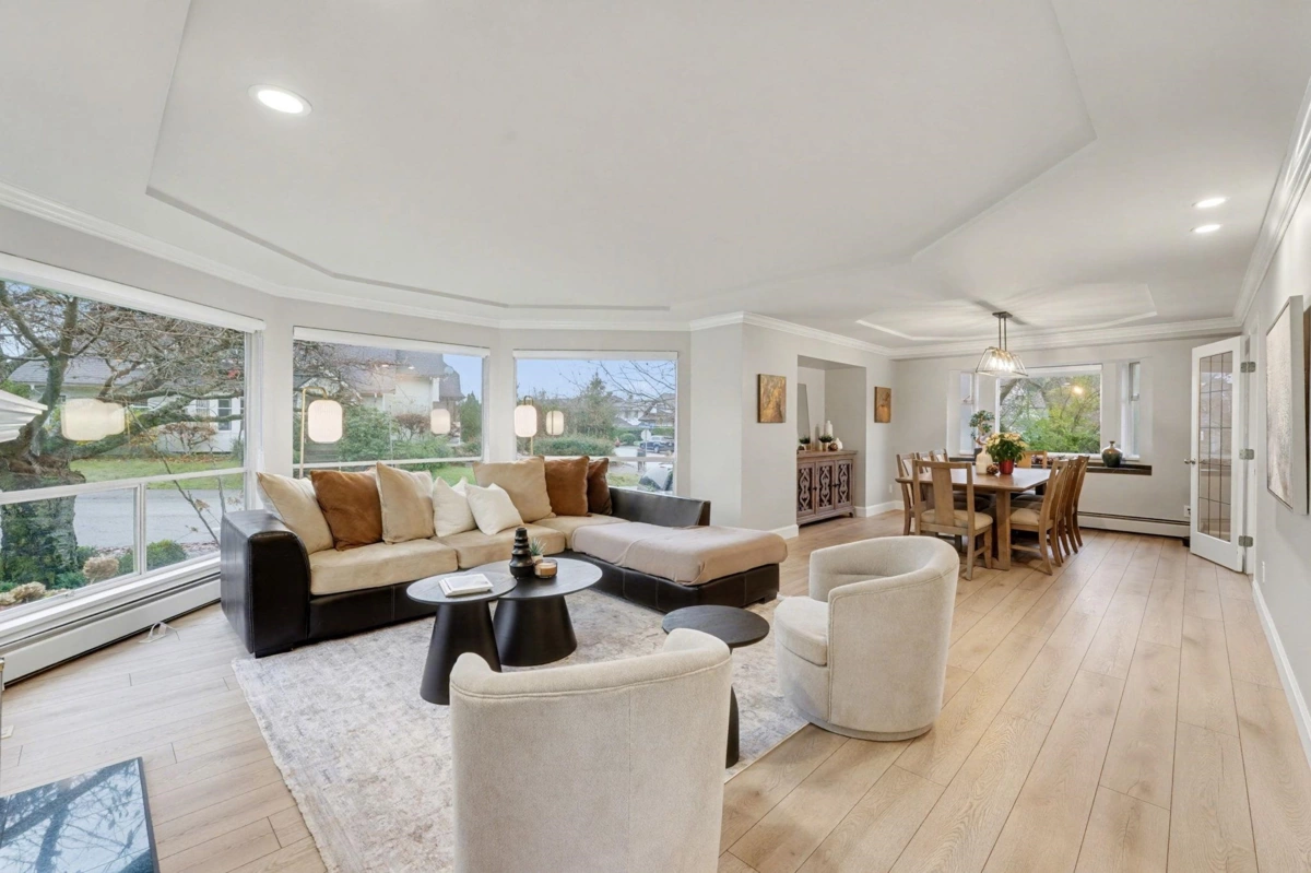 Dining Area Photo of 2890 Tempe Knoll Drive, North Vancouver, BC