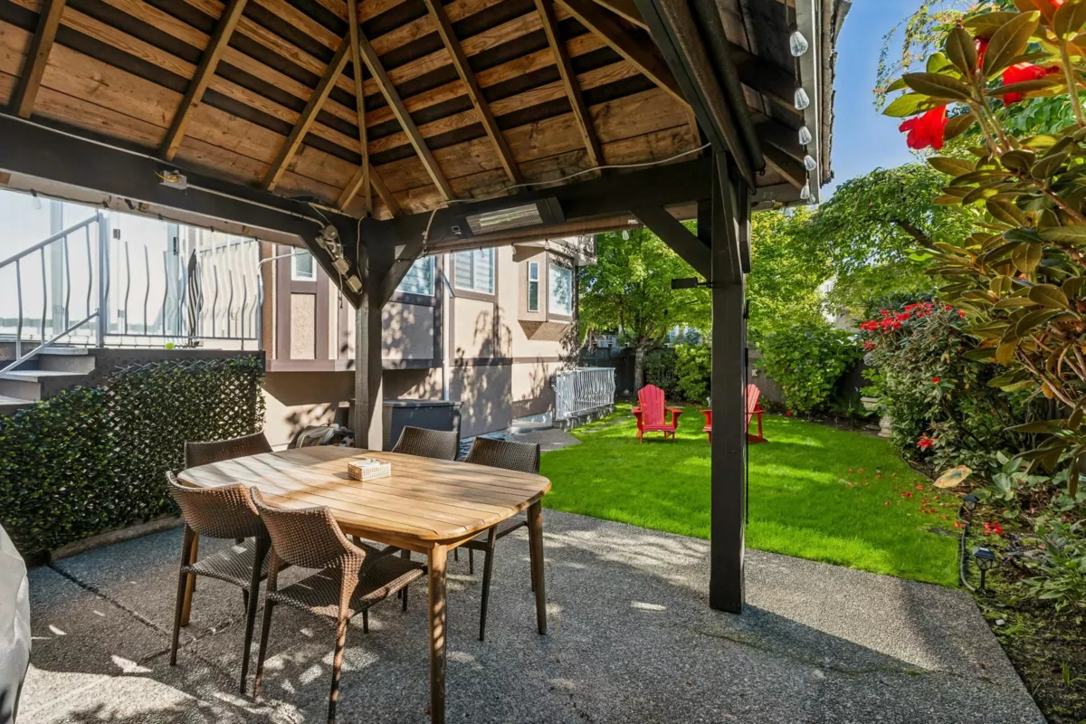 Outdoor Deck Photo of 2890 Tempe Knoll Drive, North Vancouver, BC