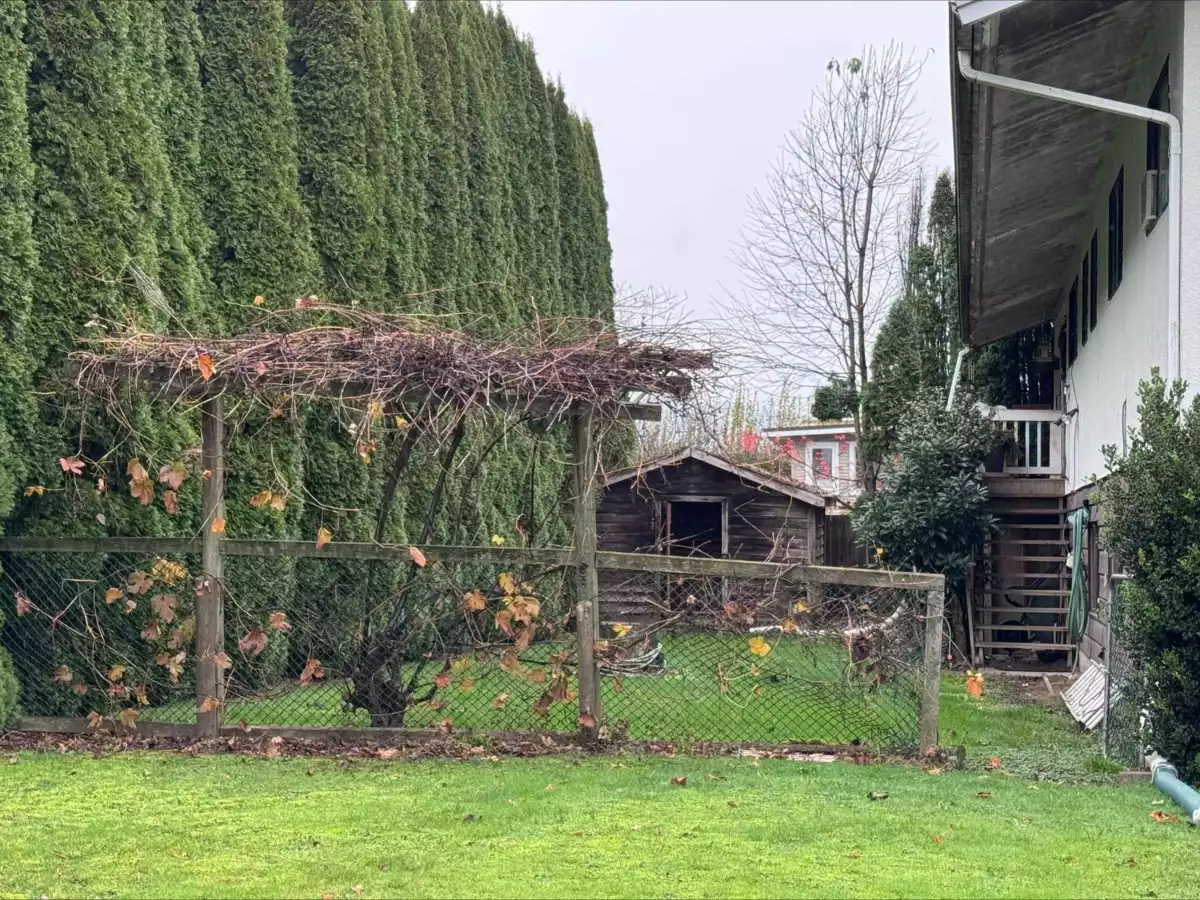 Powder Room Photo of 10105 Bonavista Street, Chilliwack, BC