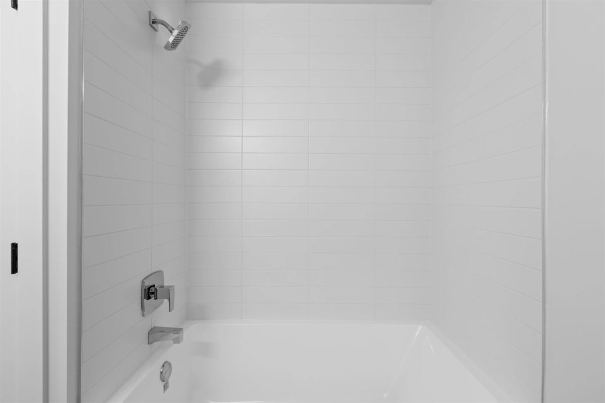 Basement Recreation Room Photo of 221 2002 St. George Street, Port Moody, BC