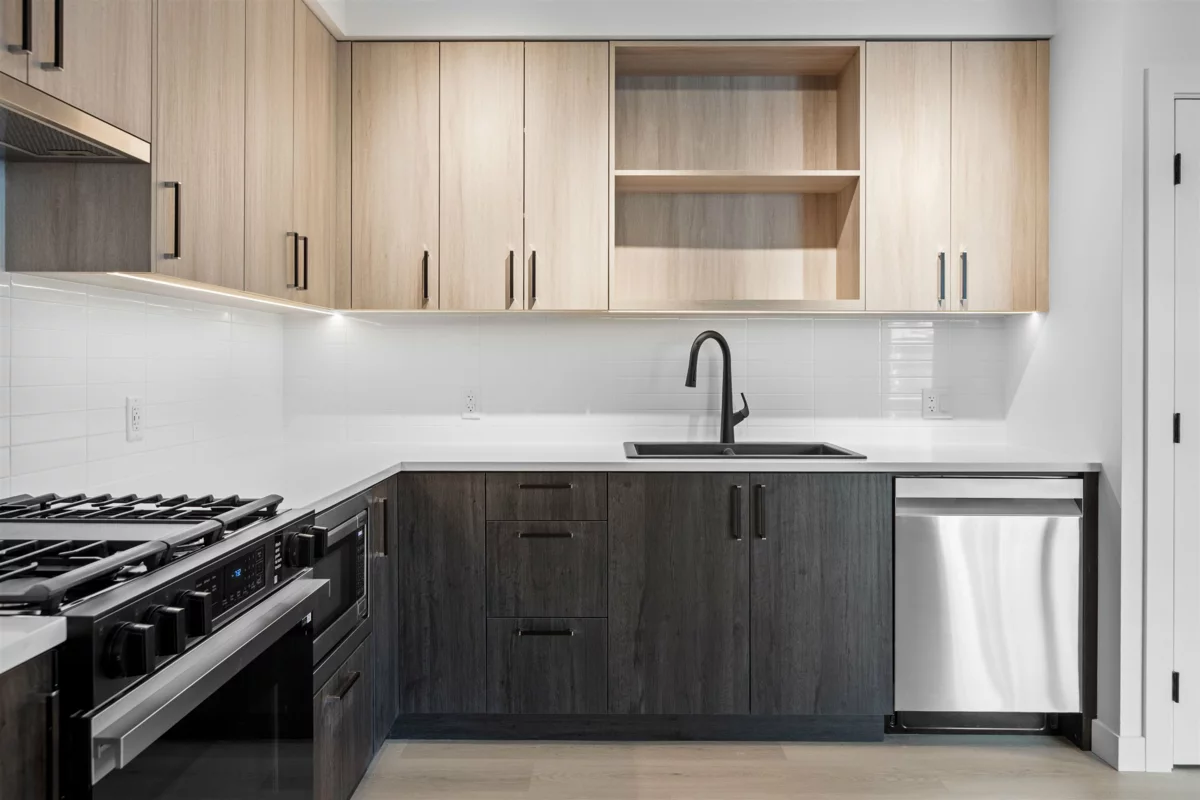 Primary Bedroom Photo of 221 2002 St. George Street, Port Moody, BC