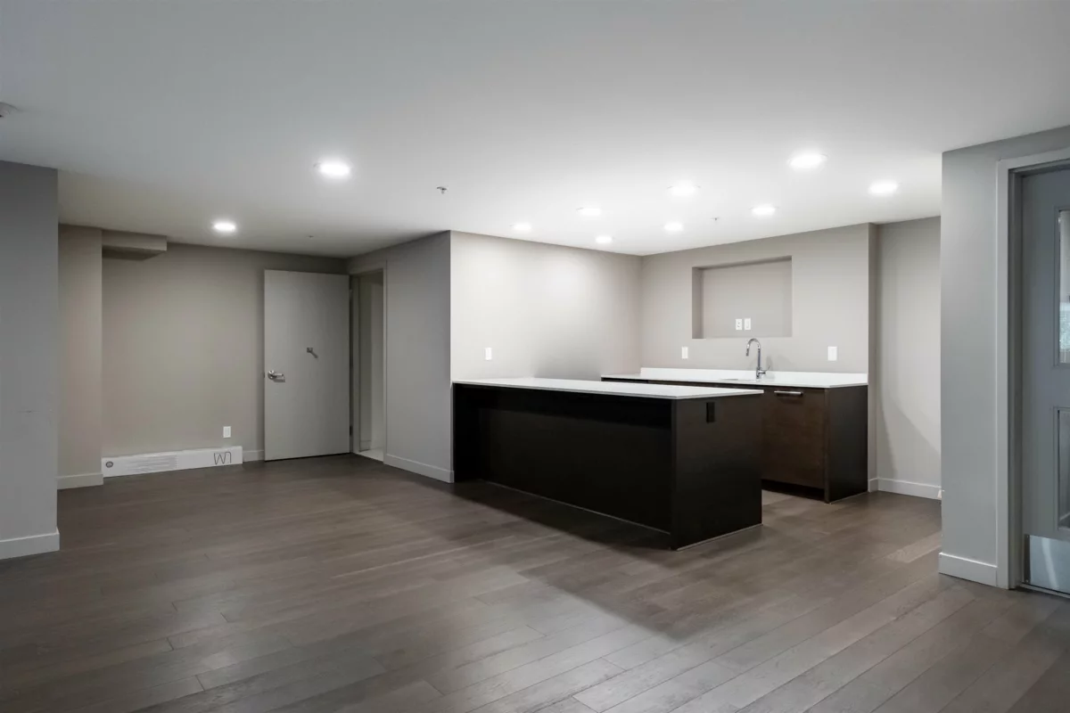 Hallway Photo of 803 6180 Cooney Road, Richmond, BC