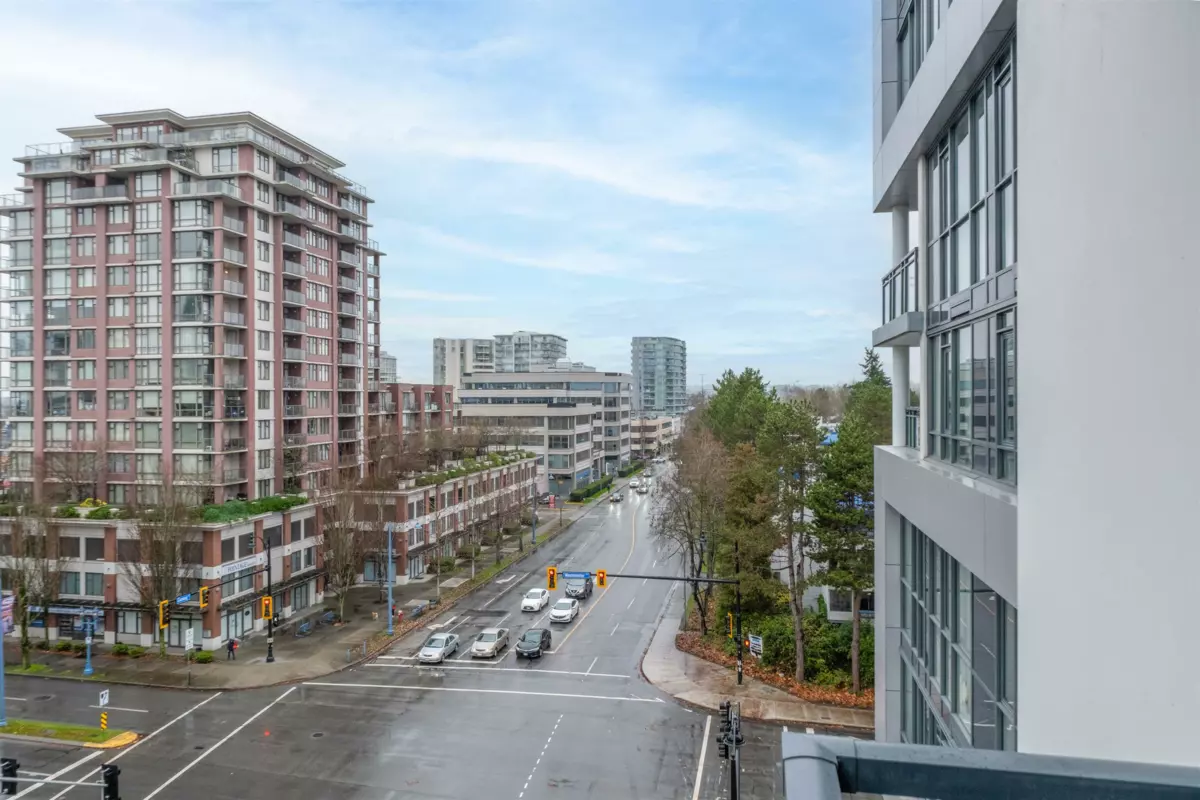 Mudroom Photo of 803 6180 Cooney Road, Richmond, BC