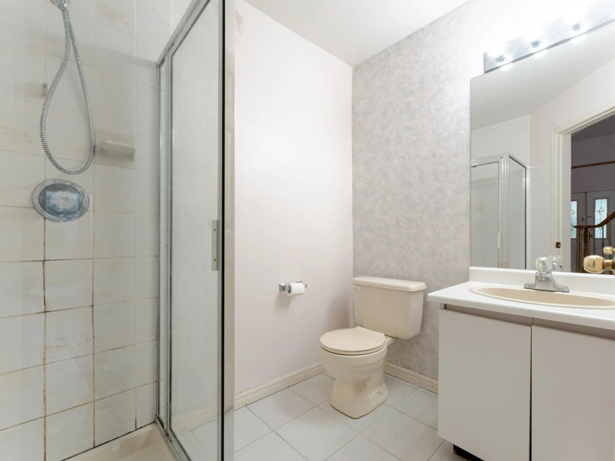 Bedroom 4 Photo of 6788 London Drive, Delta, BC