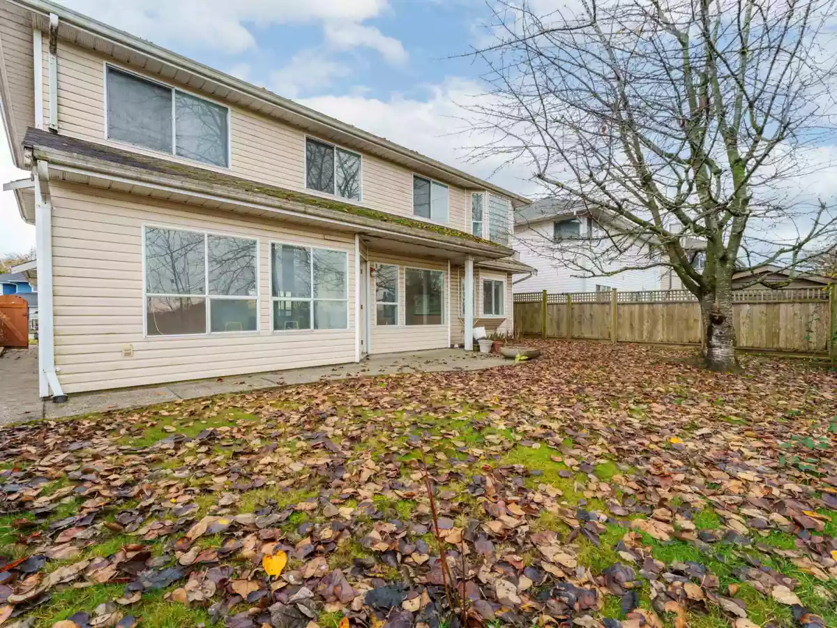 Garden / Landscaping Photo of 6788 London Drive, Delta, BC