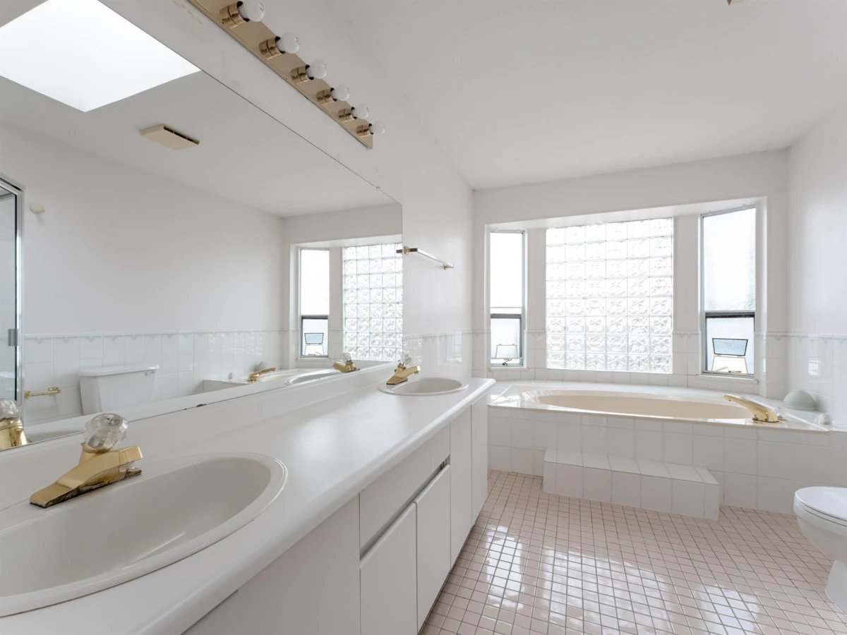 Mudroom Photo of 6788 London Drive, Delta, BC