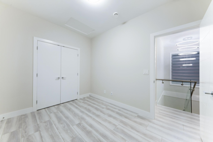 Office / Den Photo of 19433 70 Avenue, Surrey, BC