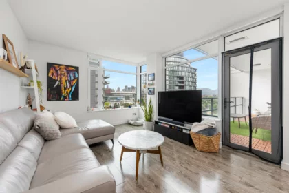 1103 110 Switchmen Street, Vancouver, BC, Vancouver — Apartment/Condo for sale
