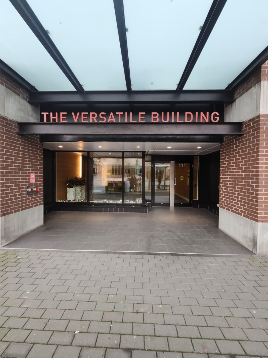 Family Room Photo of 313 111 E 3rd Street, North Vancouver, BC