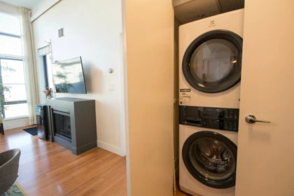 Loft / Bonus Room Photo of 409 14200 Riverport Way, Richmond, BC