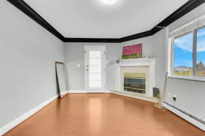 Primary Bathroom Photo of 12526 75a Avenue, Surrey, BC