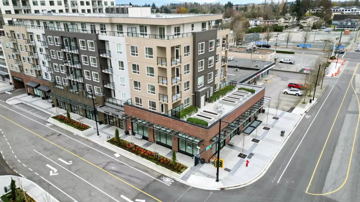 Entry Foyer Photo of 214 27218 Aldergrove Town Center Drive, Langley, BC