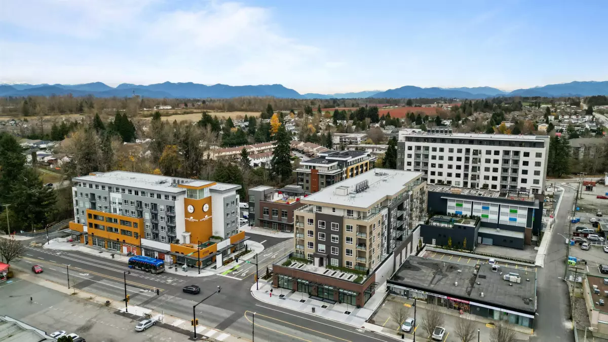 Hallway Photo of 214 27218 Aldergrove Town Center Drive, Langley, BC