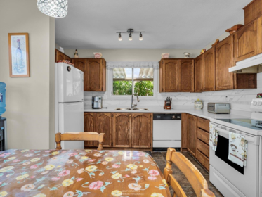 Breakfast Nook Photo of 59 1400 164 Street, Surrey, BC