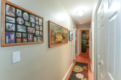 Primary Bathroom Photo of 66 32959 George Ferguson Way, Abbotsford, BC