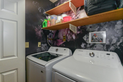 Walk-In Closet Photo of 66 32959 George Ferguson Way, Abbotsford, BC