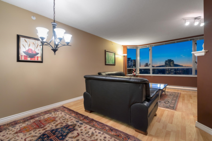 1502 3070 Guildford Way, Coquitlam, BC, Coquitlam — Apartment/Condo for sale