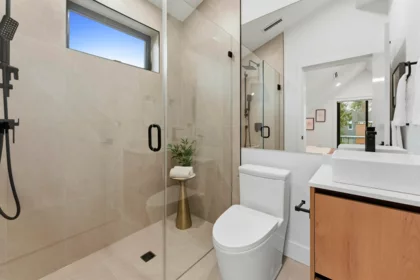 Entry Foyer Photo of 1 3218 W 38th Avenue, Vancouver, BC