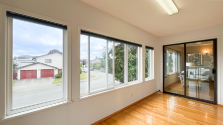 Entry Foyer Photo of 10531 Hollybank Drive, Richmond, BC
