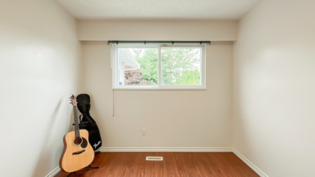 Front Yard Photo of 10531 Hollybank Drive, Richmond, BC