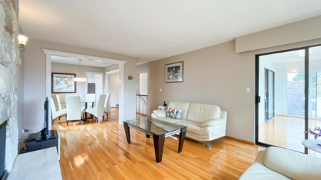 Walk-In Closet Photo of 10531 Hollybank Drive, Richmond, BC