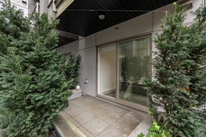 Entry Foyer Photo of B108 9689 140 Street, Surrey, BC