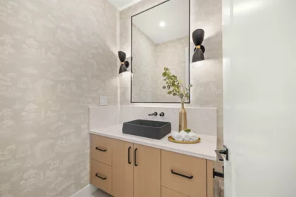Primary Bedroom Photo of 1 312 E 40th Avenue, Vancouver, BC