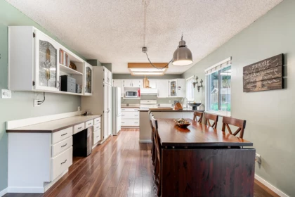Family Room Photo of 8370 Sheaves Road, Delta, BC