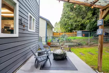 Laundry Room Photo of 8370 Sheaves Road, Delta, BC