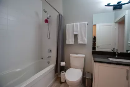 Hallway Photo of 114 51096 Falls Court, Chilliwack, BC