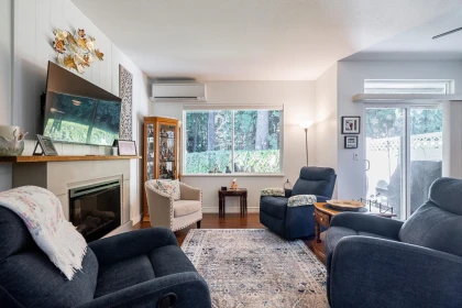 Breakfast Nook Photo of 314 20655 88 Avenue, Langley, BC