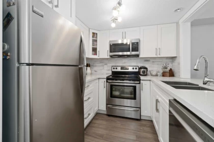 Kitchen Island Photo of 24 270 Casey Street, Coquitlam, BC