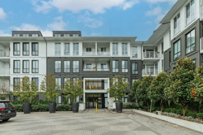 Loft / Bonus Room Photo of 408 14968 101a Avenue, Surrey, BC