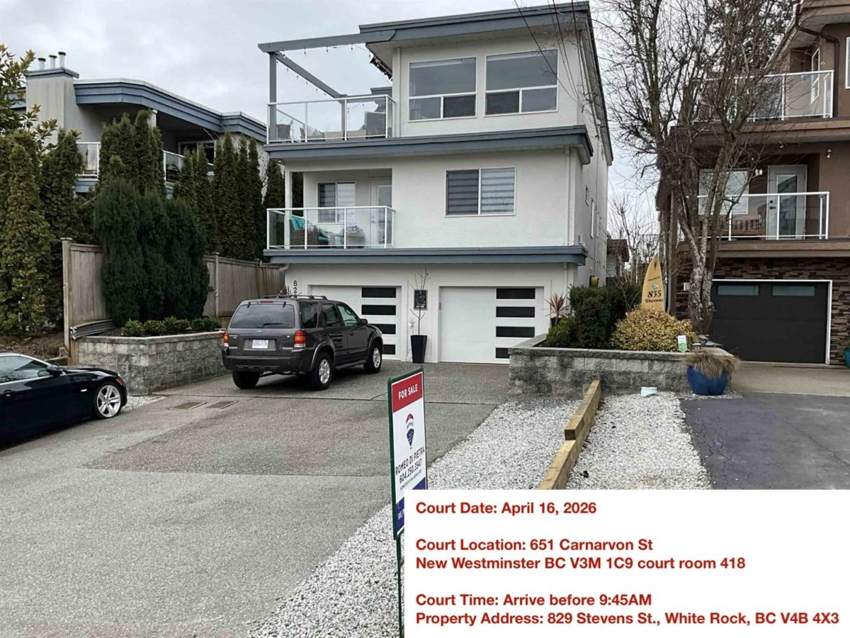 Exterior Front Photo of 829 Stevens Street, White Rock, BC