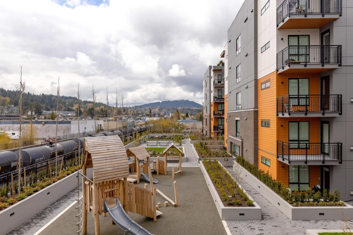 Entry Foyer Photo of 524 55 Klahanie Drive, Port Moody, BC