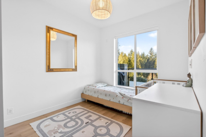 Walk-In Closet Photo of 524 55 Klahanie Drive, Port Moody, BC