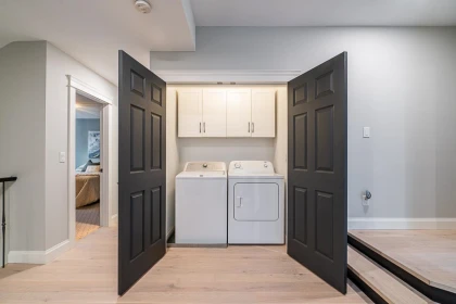 Hallway Photo of 15448 33a Avenue, Surrey, BC