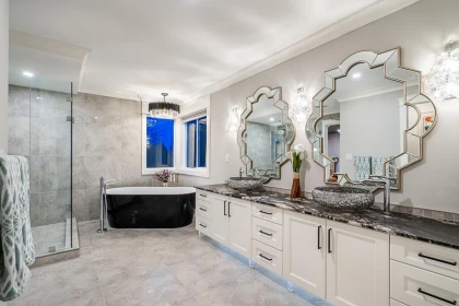 Powder Room Photo of 15448 33a Avenue, Surrey, BC
