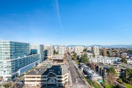 Backyard Photo of 1601 6533 Buswell Street, Richmond, BC