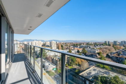 Mudroom Photo of 1601 6533 Buswell Street, Richmond, BC