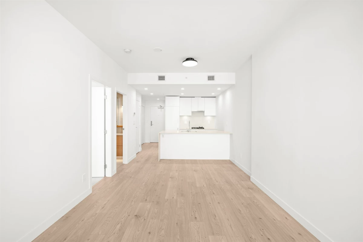 Kitchen Photo of 3108 2181 Madison Avenue, Burnaby, BC