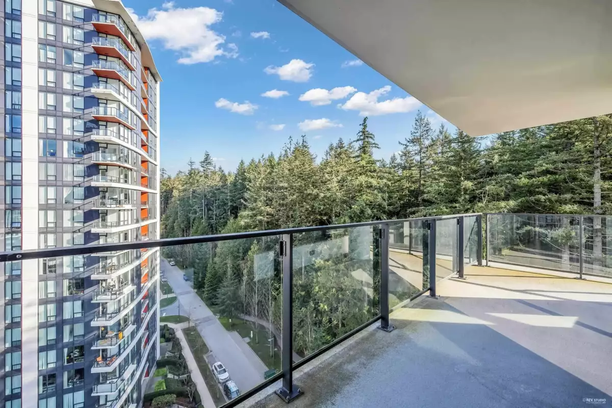 Kitchen Photo of 1205 3487 Binning Road, Vancouver, BC