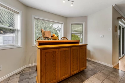 Mudroom Photo of 10129 Rosewood Place, Rosedale, BC