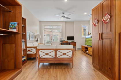 Kitchen Photo of 23 45615 Tamihi Way, Chilliwack, BC