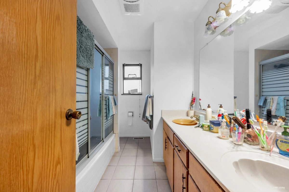 Bedroom 3 Photo of 3334 Archimedes Street, Vancouver, BC