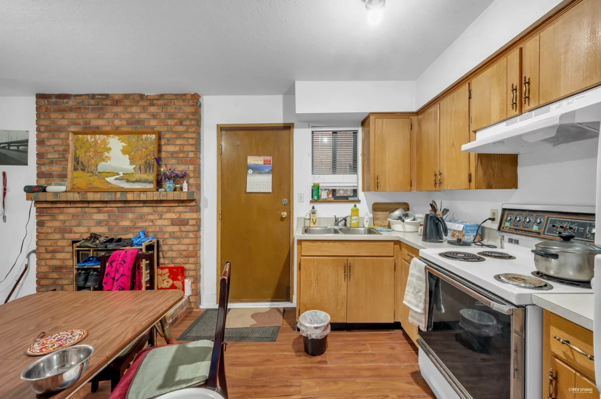 Mudroom Photo of 3334 Archimedes Street, Vancouver, BC