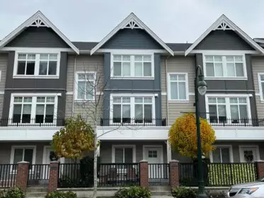 Front exterior of 4923 47a Avenue, Ladner, BC