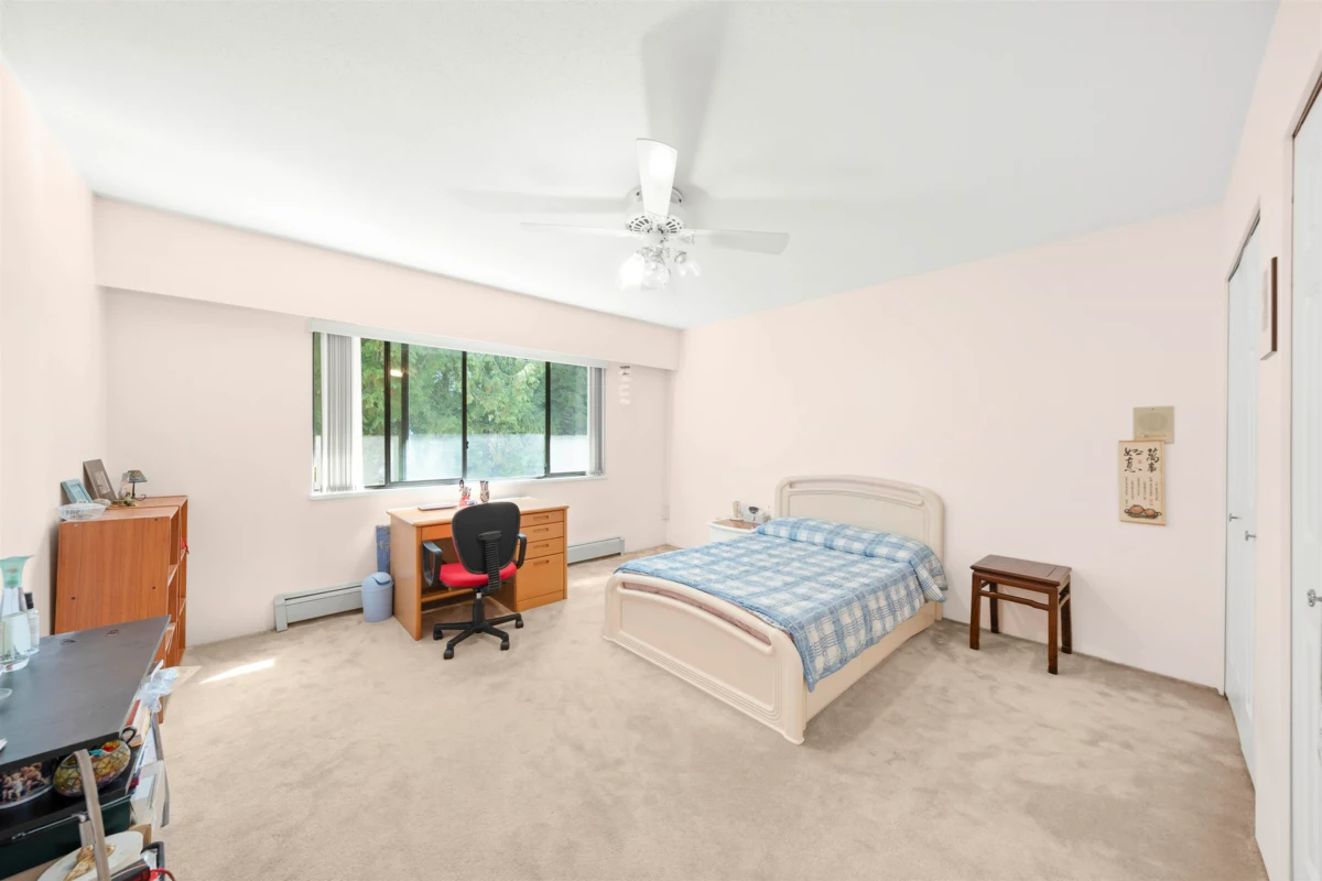 Office / Den Photo of 6668 Selkirk Street, Vancouver, BC