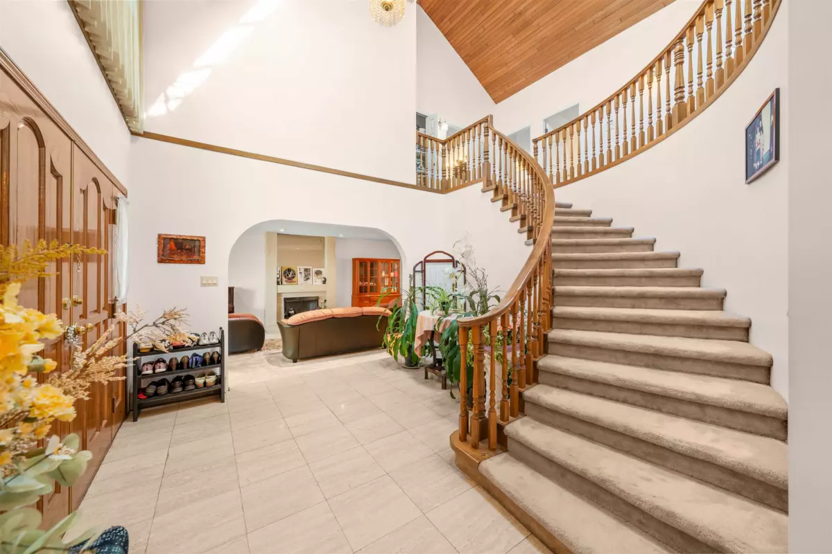 Primary Bathroom Photo of 6668 Selkirk Street, Vancouver, BC