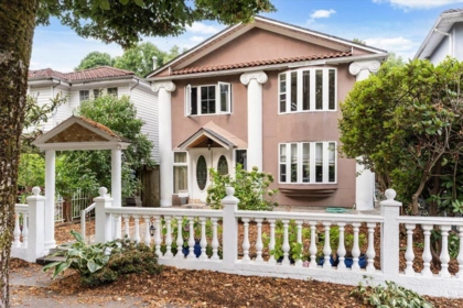 5263 Wales Street, Vancouver, BC, Collingwood VE — 5 bed single family residence for sale